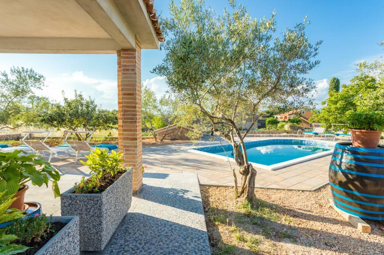 Country Villa St Anton Malinska Εξωτερικό φωτογραφία
